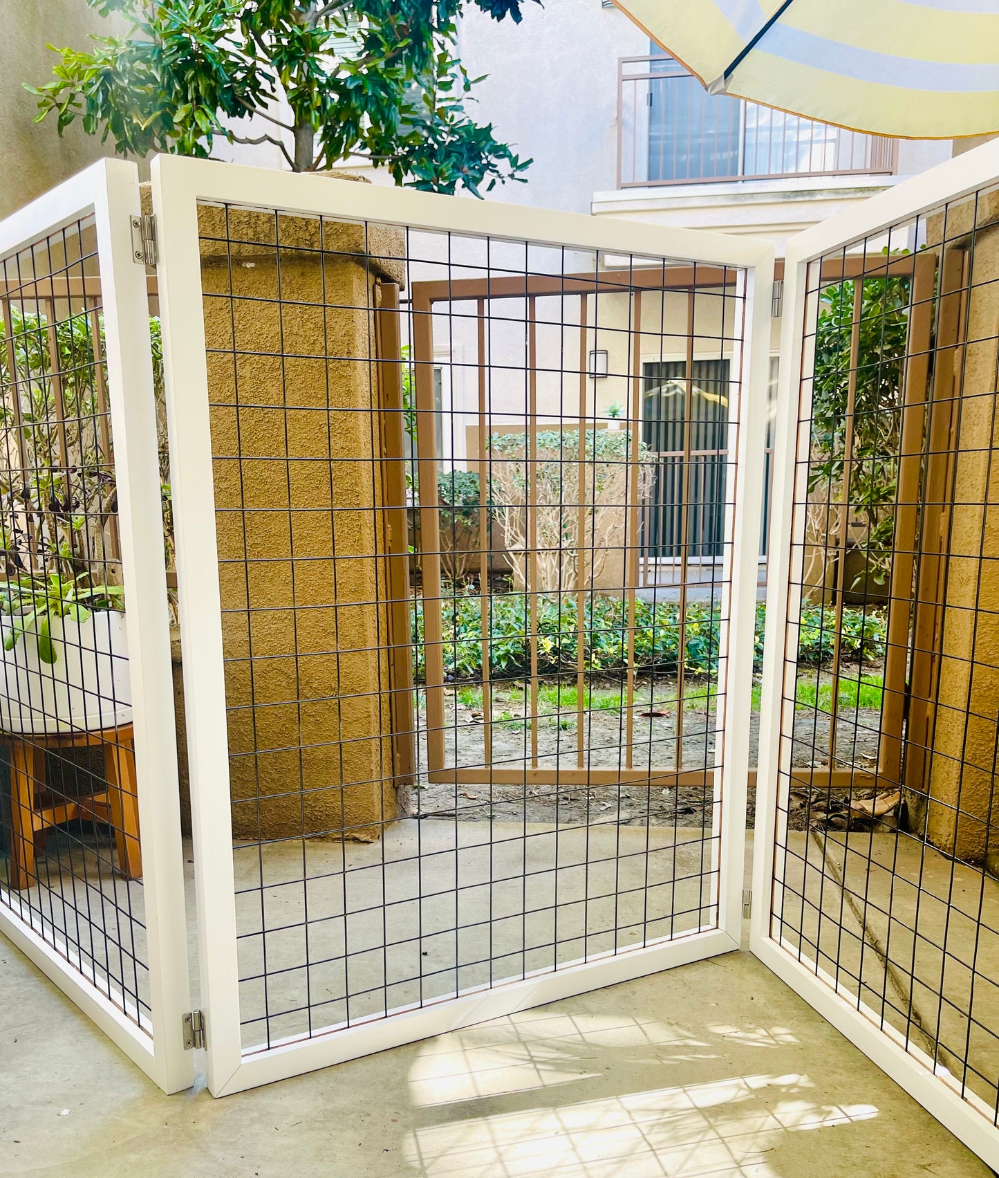 3 Panel Gate - Large (L 108" x H 44")